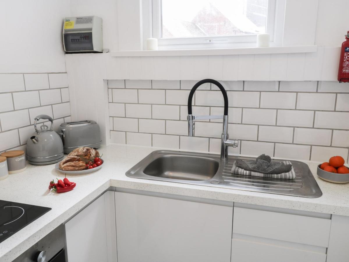 Appartamento The Surfers Bolt Hole Whitby Esterno foto